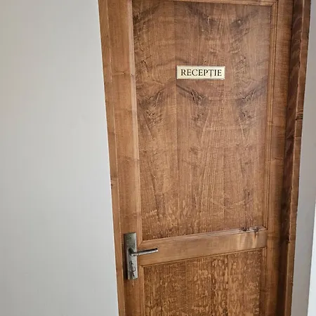 בית הארחה Casa Coralia *